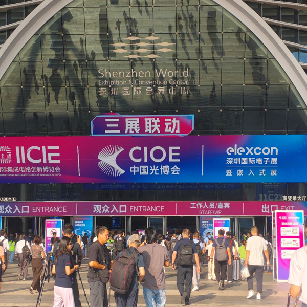 CIOE 2026에서 데뷔: 전체 광전자 패키징 제품 라인이 큰 주목을 받음